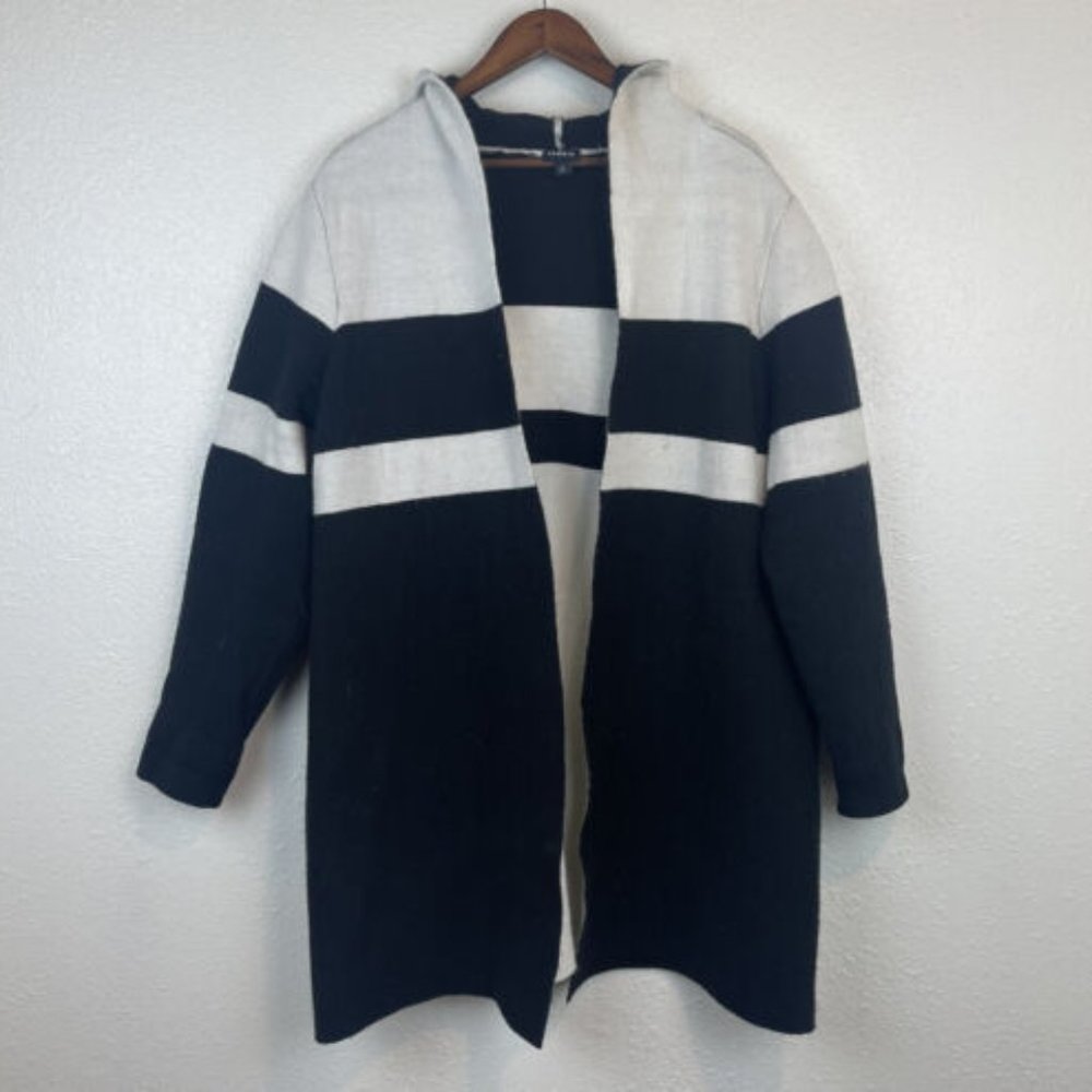 Torrid Women's Hooded Open Long Cardigan Black & White Sweater Size 2